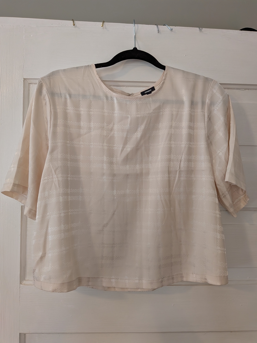 Express Plaid Short Sleeve Satin Top NWT (M)